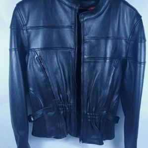 Leather King Womens Small Leather Jacket. Zip-out
